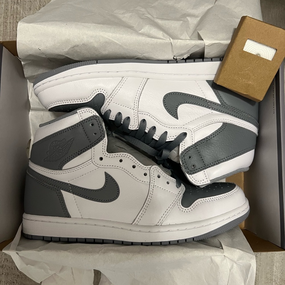 Jordan 1 Retro High OG - 8.5 Men’s
